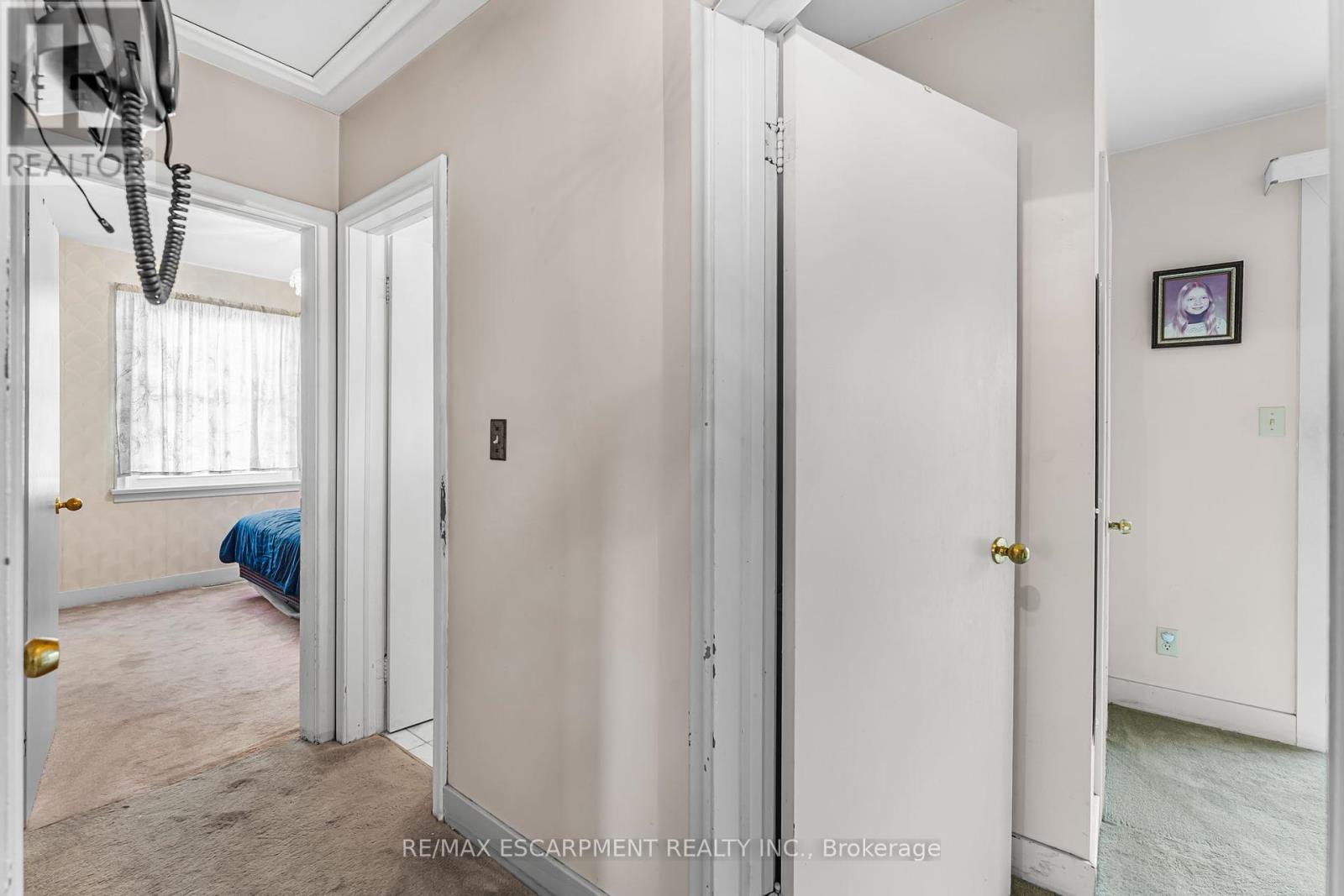 323 North Cayuga Street W, Haldimand, Ontario  N1A 1P4 - Photo 12 - X12410498