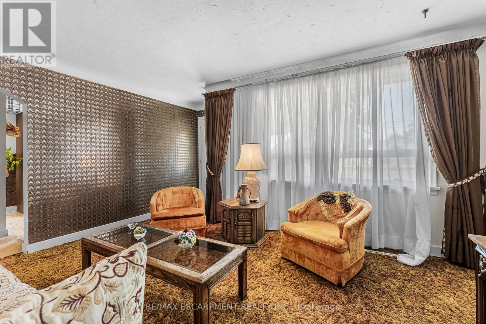 323 North Cayuga Street W, Haldimand, Ontario  N1A 1P4 - Photo 6 - X12410498