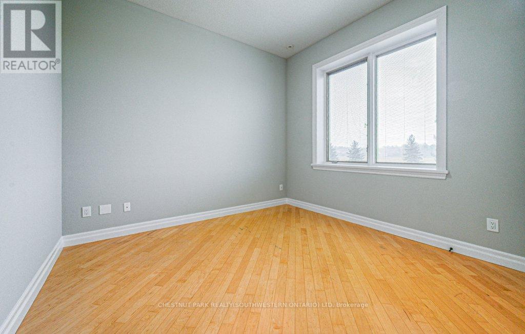 2930 Notre Dame Drive, Wilmot, Ontario  N0B 2L0 - Photo 17 - X12410501