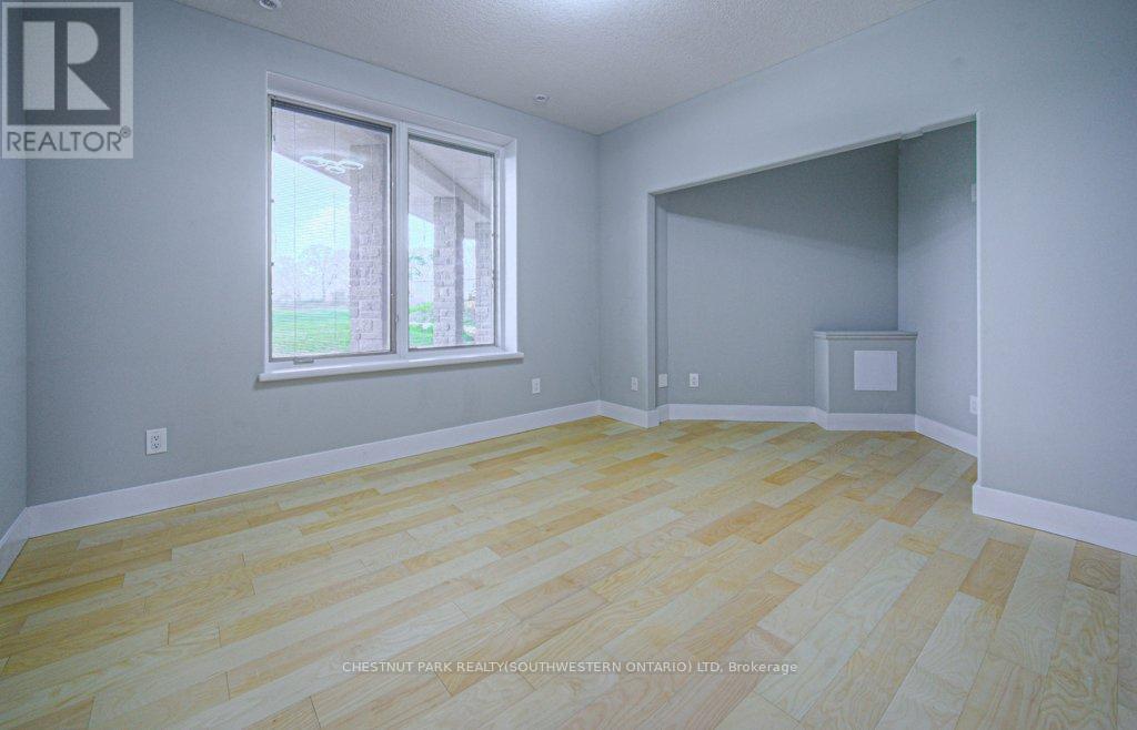 2930 Notre Dame Drive, Wilmot, Ontario  N0B 2L0 - Photo 36 - X12410501