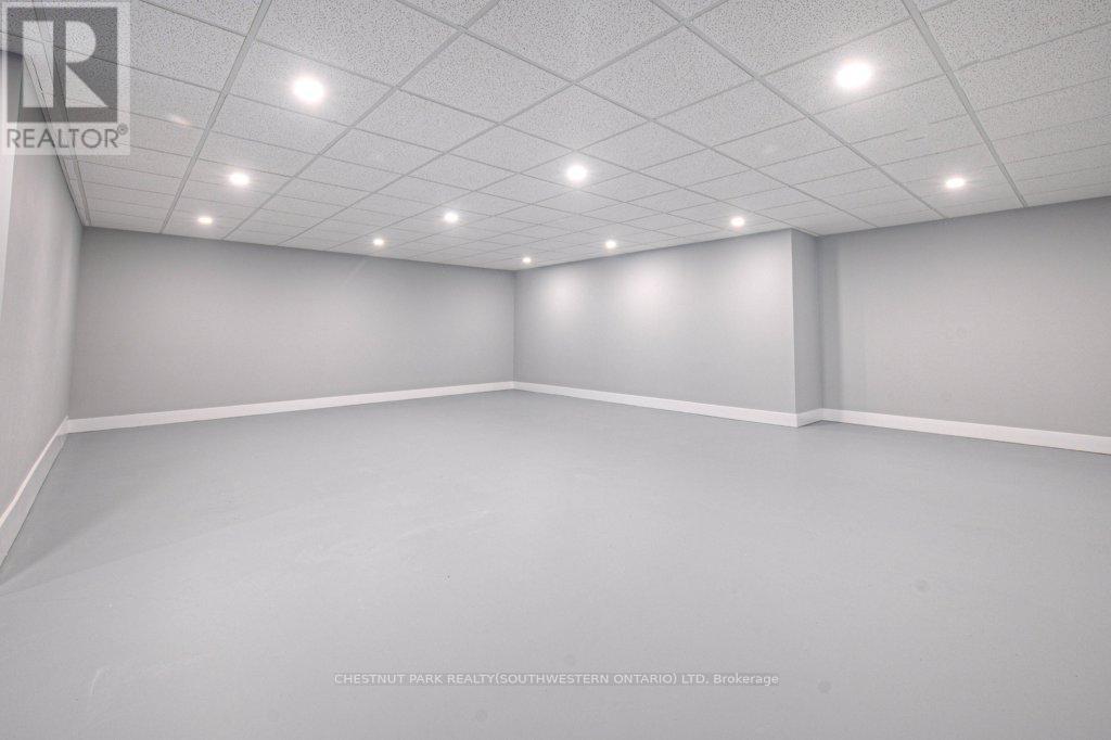 2930 Notre Dame Drive, Wilmot, Ontario  N0B 2L0 - Photo 40 - X12410501