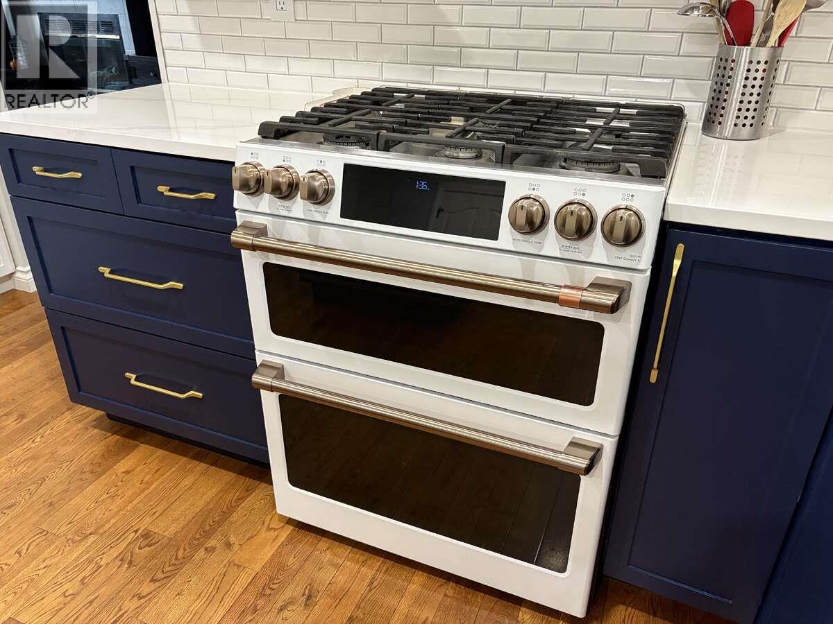 2628 6th Avenue, Castlegar, British Columbia  V1N 2W2 - Photo 9 - 10363329