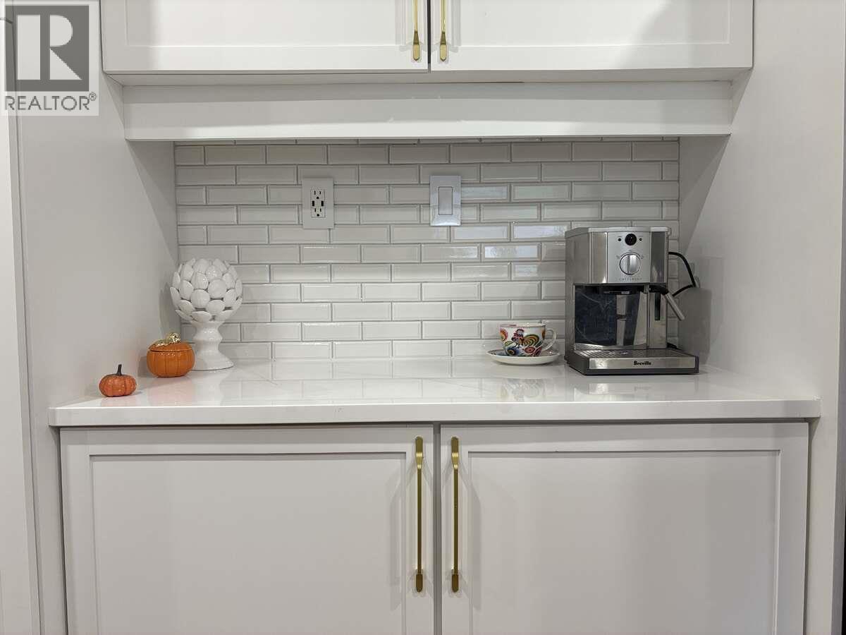 2628 6th Avenue, Castlegar, British Columbia  V1N 2W2 - Photo 11 - 10363329