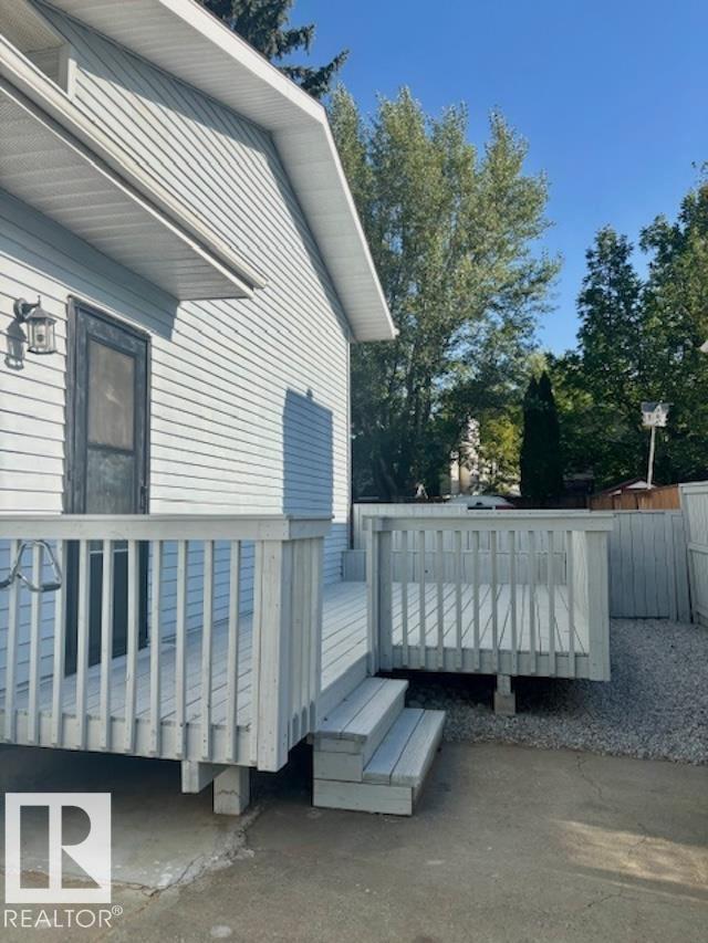 Property at 77 DAYTON CR image 4