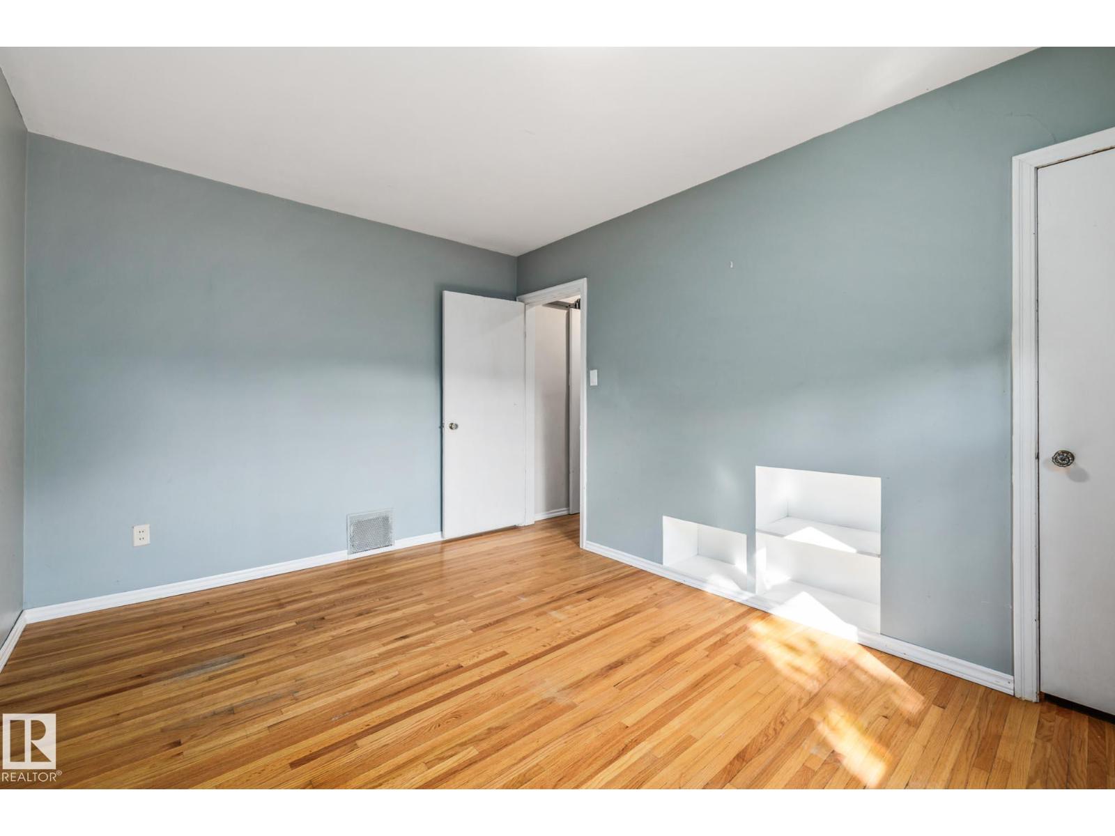 11011 135 St Nw, Edmonton, Alberta  T5M 1K4 - Photo 12 - E4458187