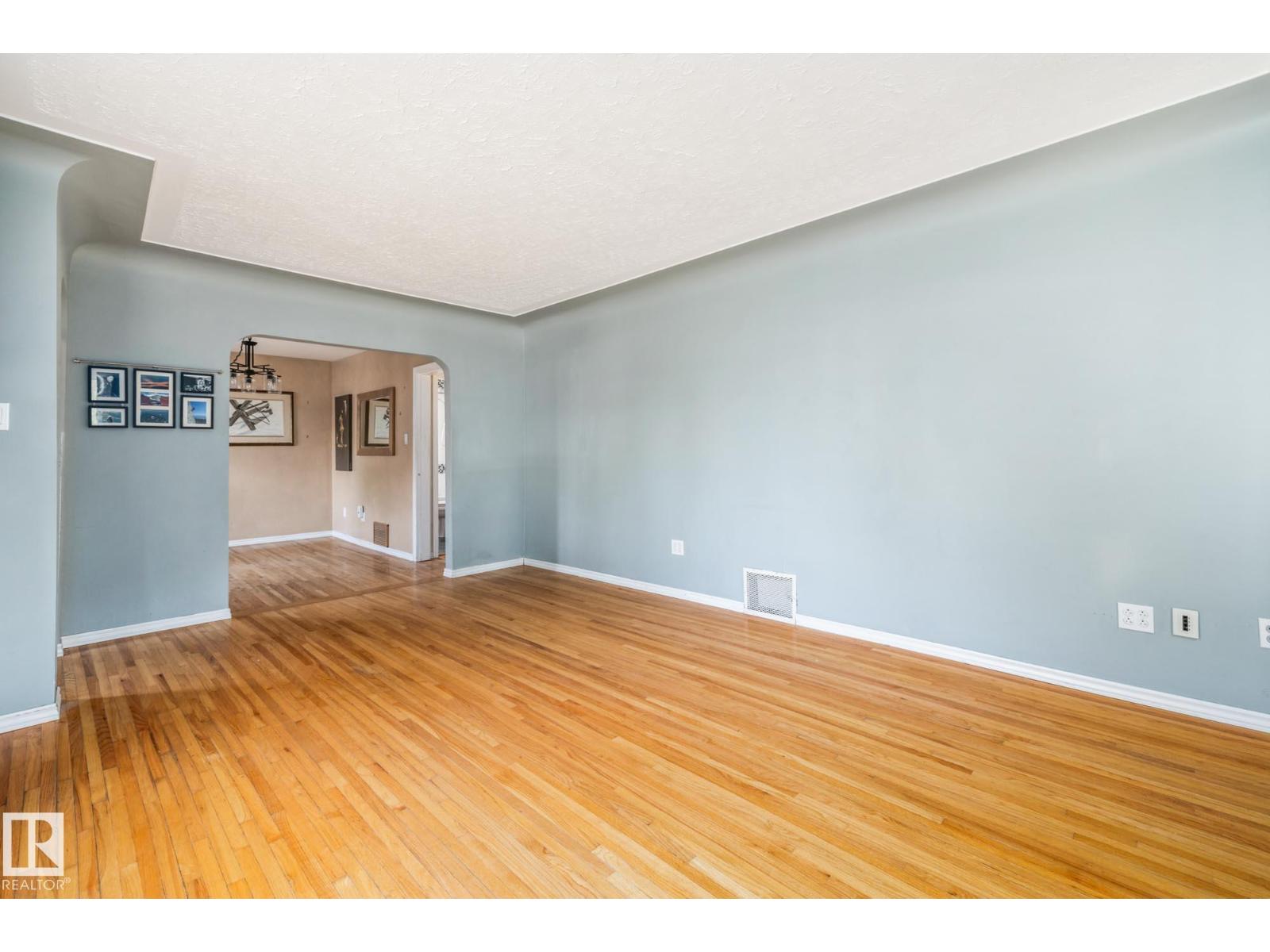 11011 135 St Nw, Edmonton, Alberta  T5M 1K4 - Photo 5 - E4458187