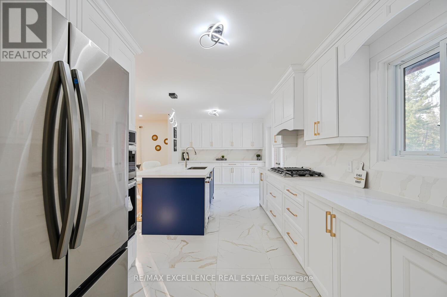 14812 Centreville Creek Road, Caledon, Ontario  L7C 3B1 - Photo 15 - W12409283