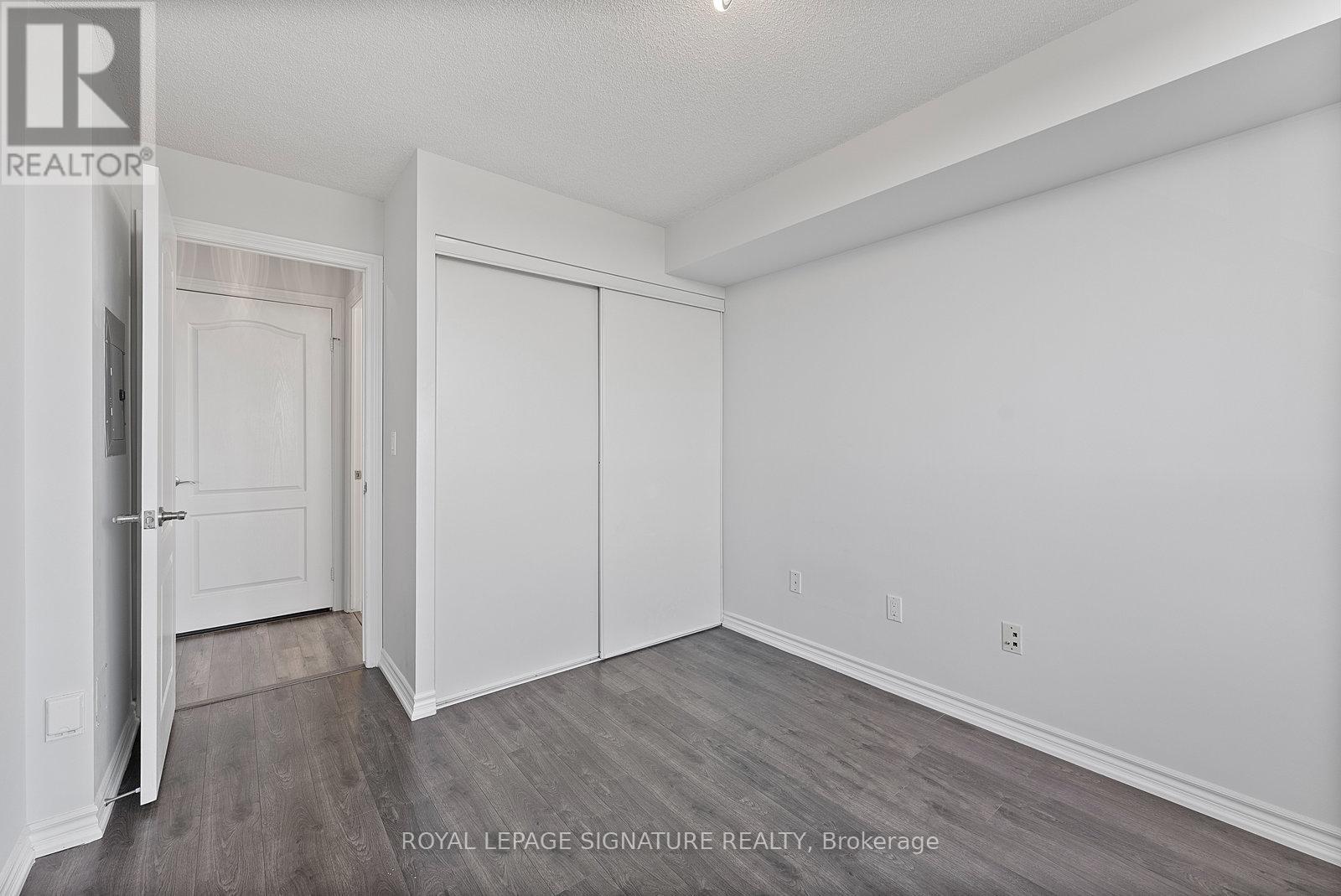 818 - 18 Sommerset Way, Toronto, Ontario  M2N 6X5 - Photo 16 - C12410558