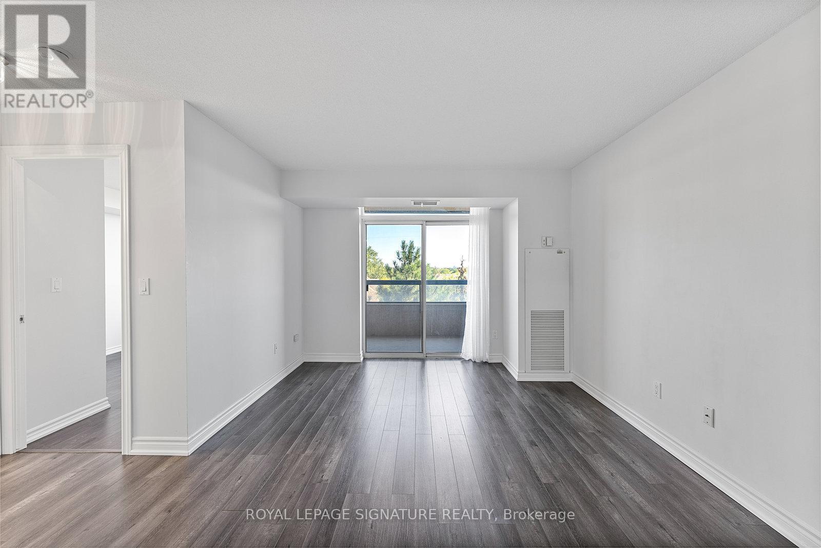 818 - 18 Sommerset Way, Toronto, Ontario  M2N 6X5 - Photo 2 - C12410558