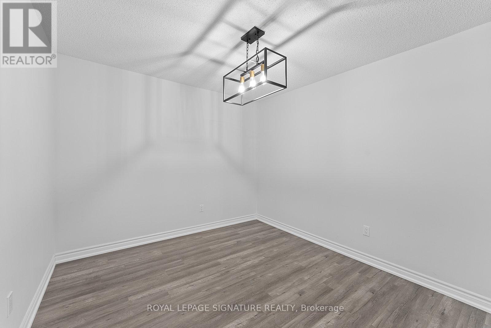 818 - 18 Sommerset Way, Toronto, Ontario  M2N 6X5 - Photo 5 - C12410558