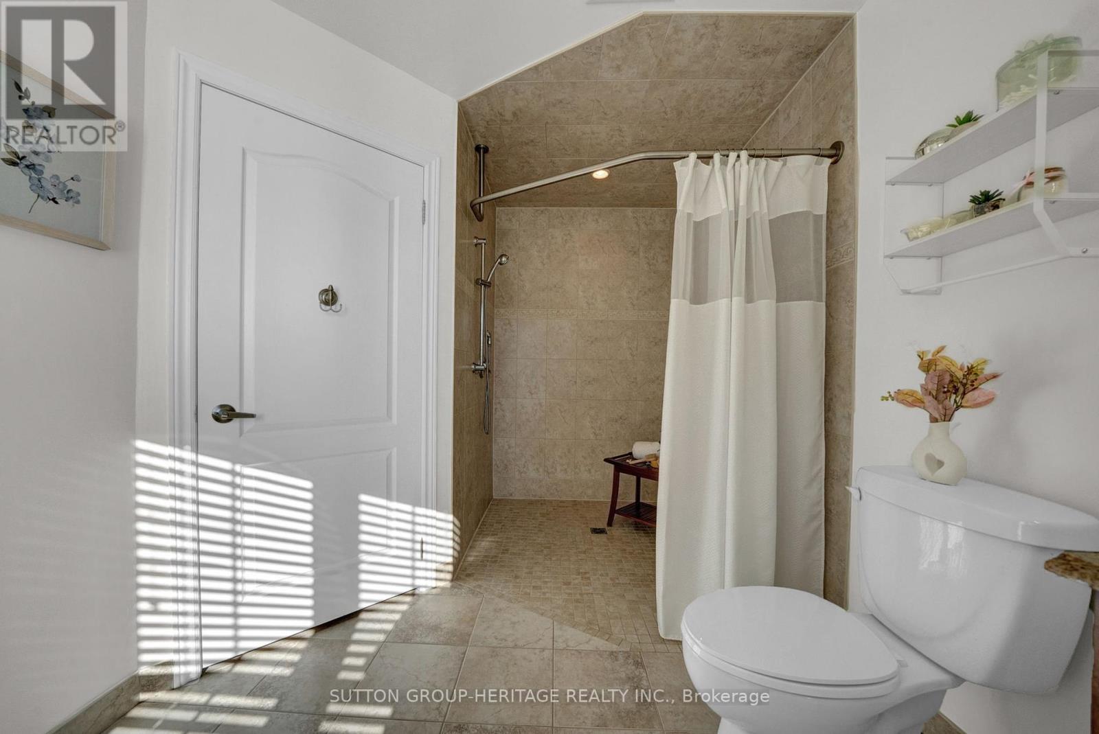 102 Kennett Drive, Whitby, Ontario  L1P 1L5 - Photo 23 - E12410564