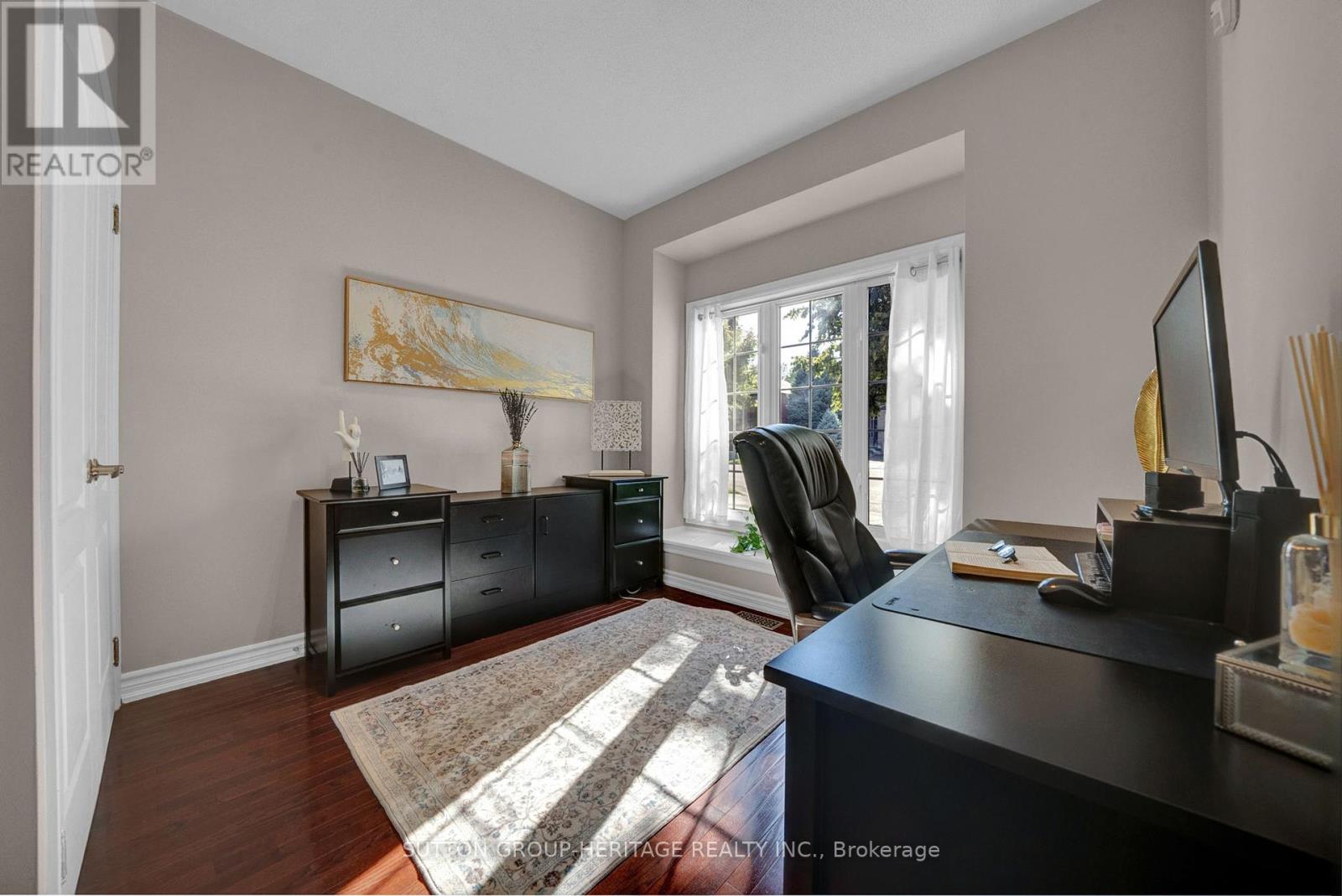 102 Kennett Drive, Whitby, Ontario  L1P 1L5 - Photo 5 - E12410564