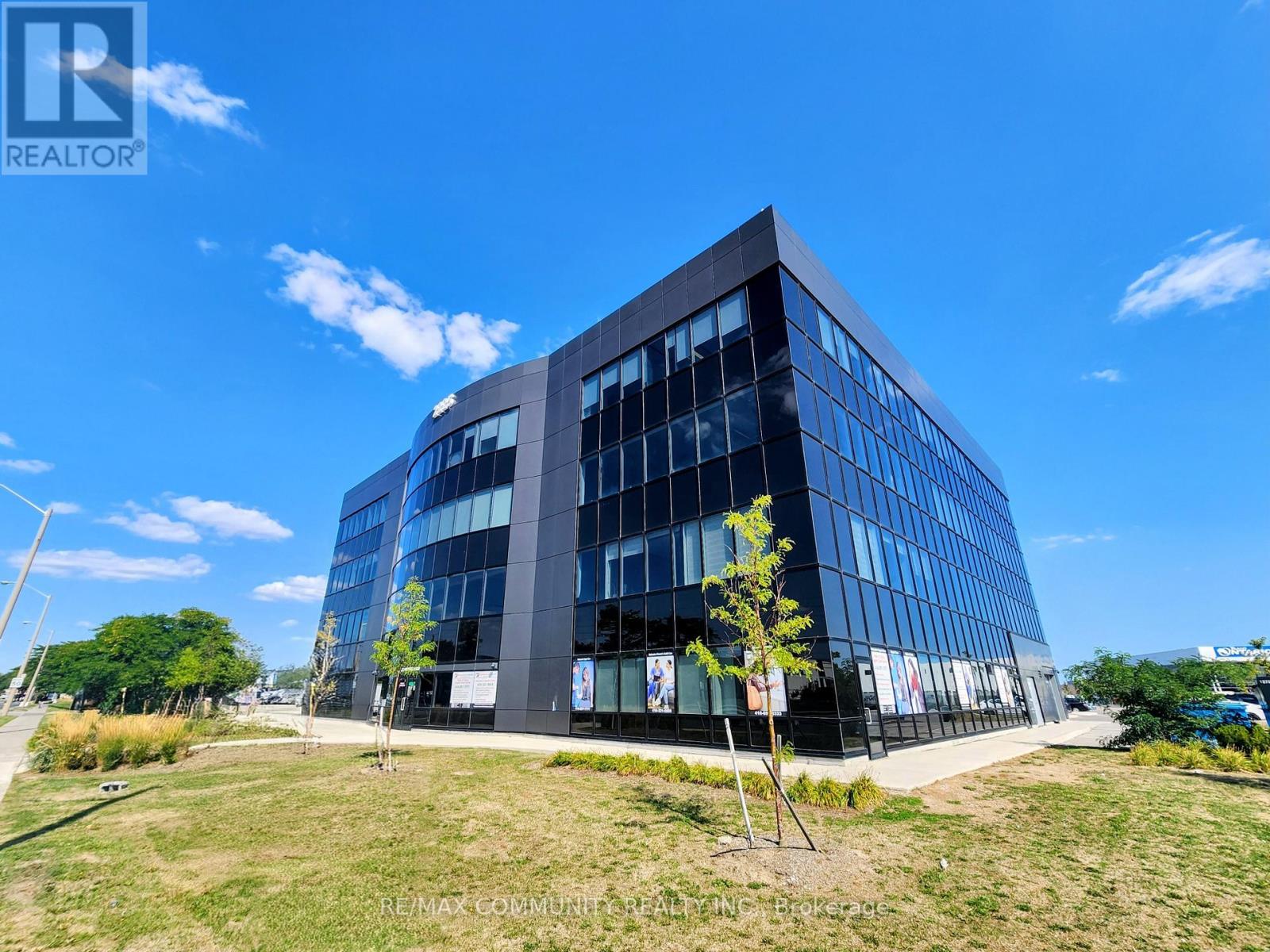 401 - 2225 Markham Road, Toronto, Ontario  M1B 2W4 - Photo 3 - E12410611