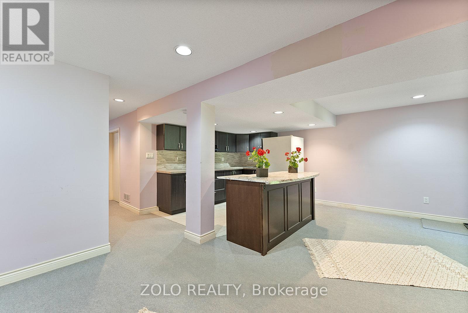 Lower - 27 Abraham Avenue, Markham, Ontario  L3T 5G5 - Photo 8 - N12410627