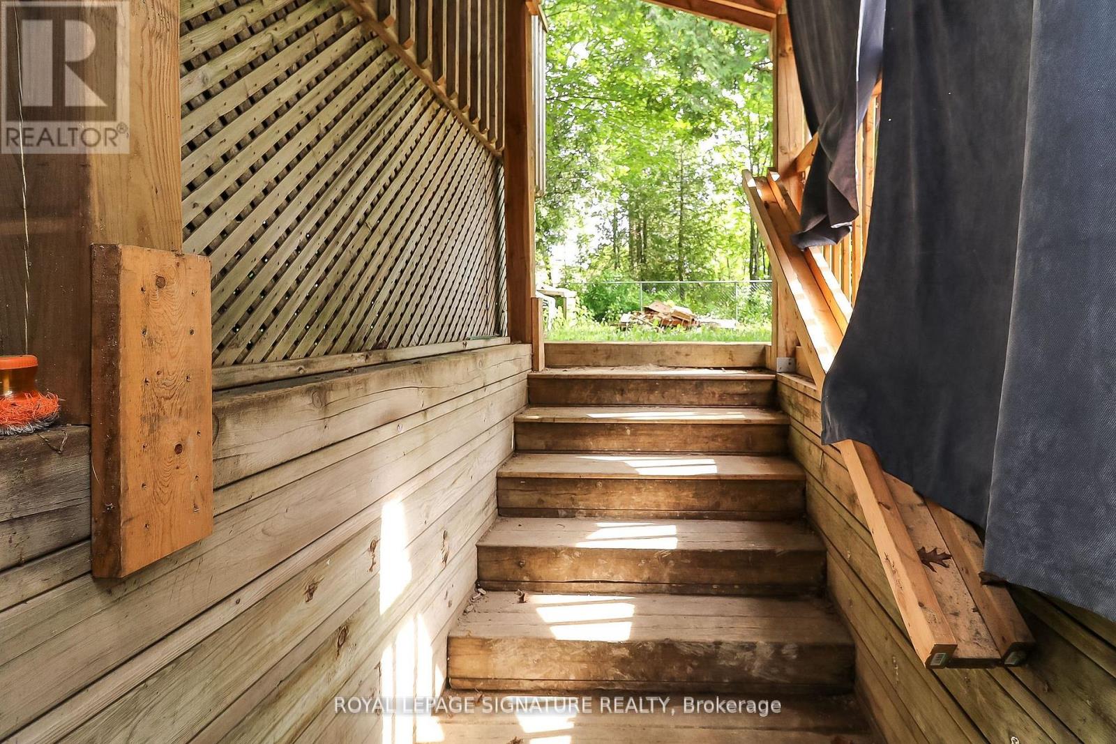 1463 River Road, Wasaga Beach, Ontario  L9Z 2W5 - Photo 27 - S12410552