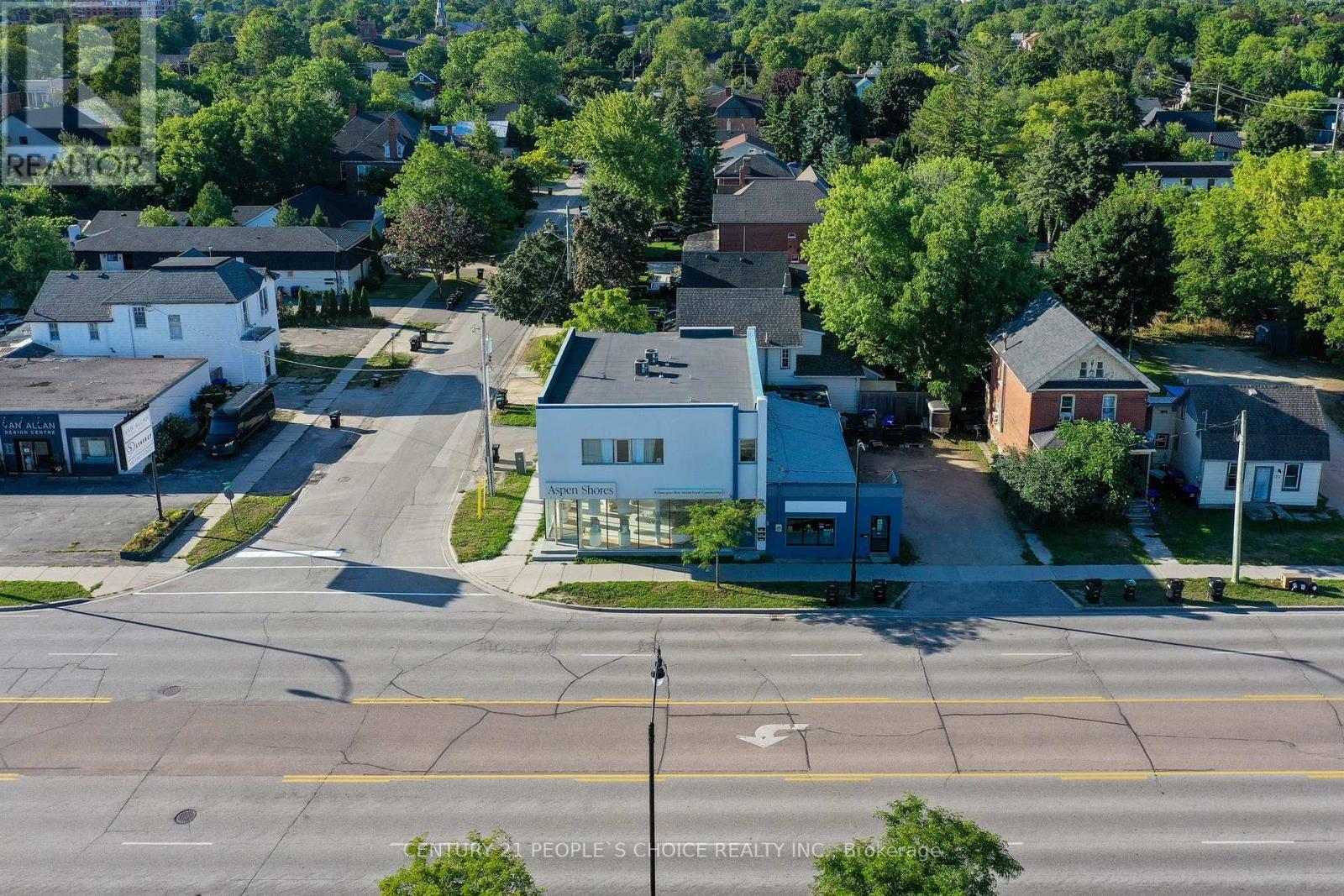 160 First Street, Collingwood, Ontario  L9Y 1A7 - Photo 12 - S12410567