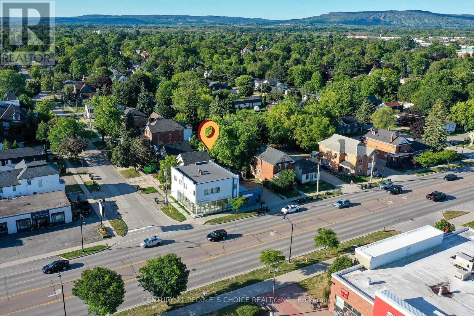 160 First Street, Collingwood, Ontario  L9Y 1A7 - Photo 6 - S12410567