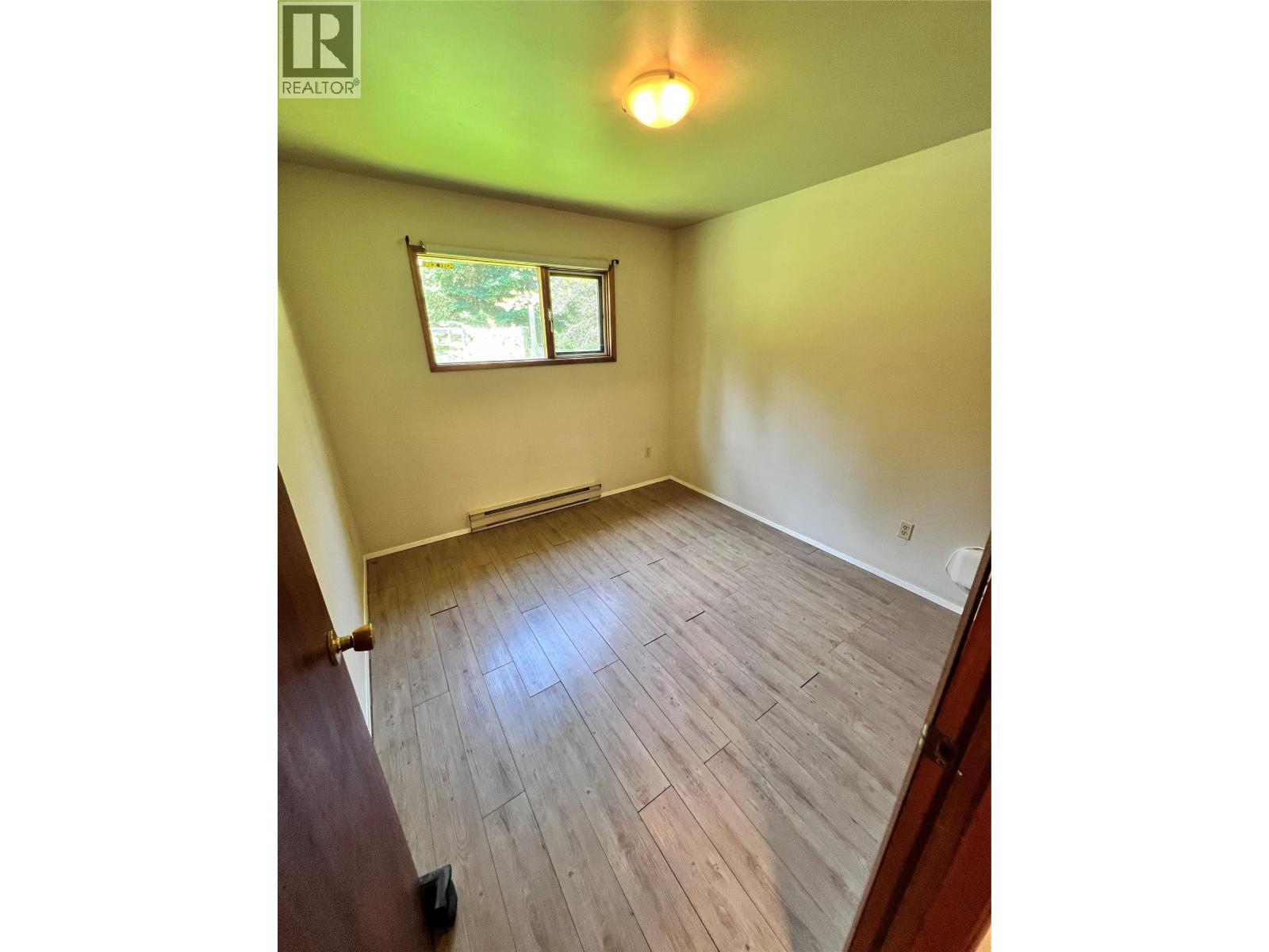 44 Hollingsworth Road, Cherryville, British Columbia  V0E 2G3 - Photo 13 - 10363307