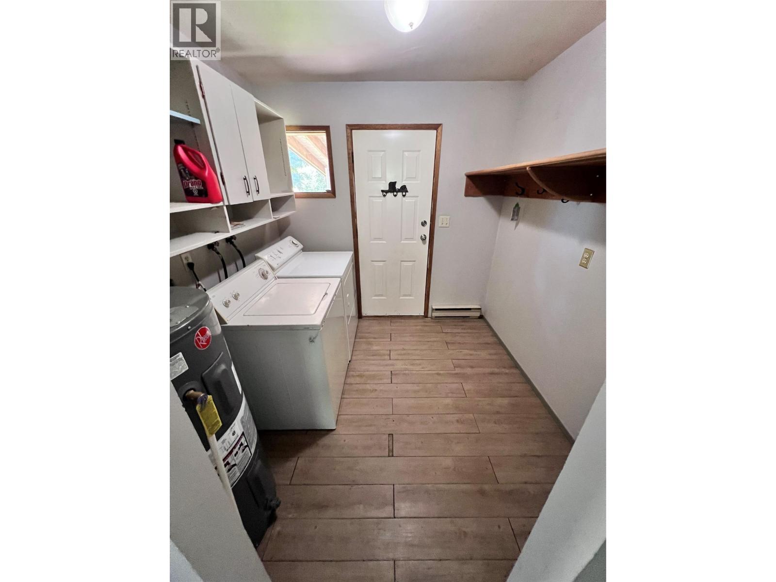44 Hollingsworth Road, Cherryville, British Columbia  V0E 2G3 - Photo 8 - 10363307