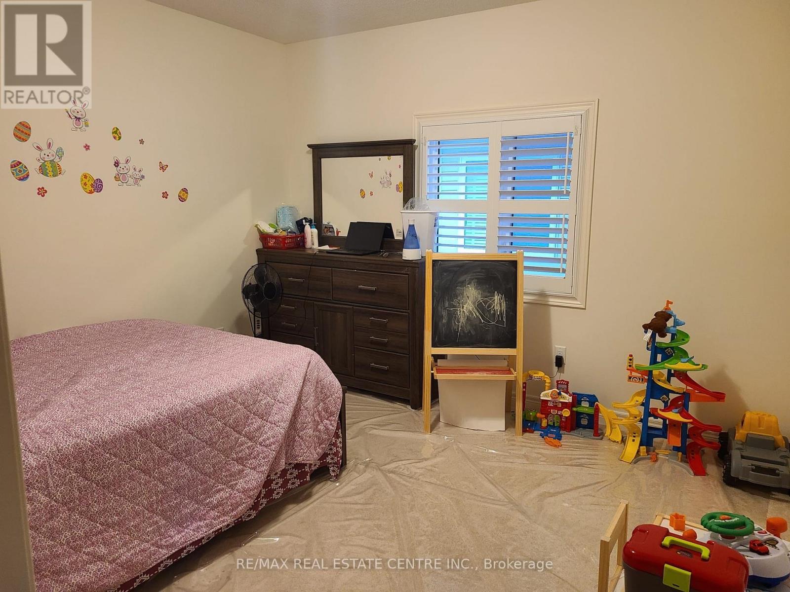 80 Haverstock Crescent, Brampton, Ontario  L7A 4E2 - Photo 11 - W12410543