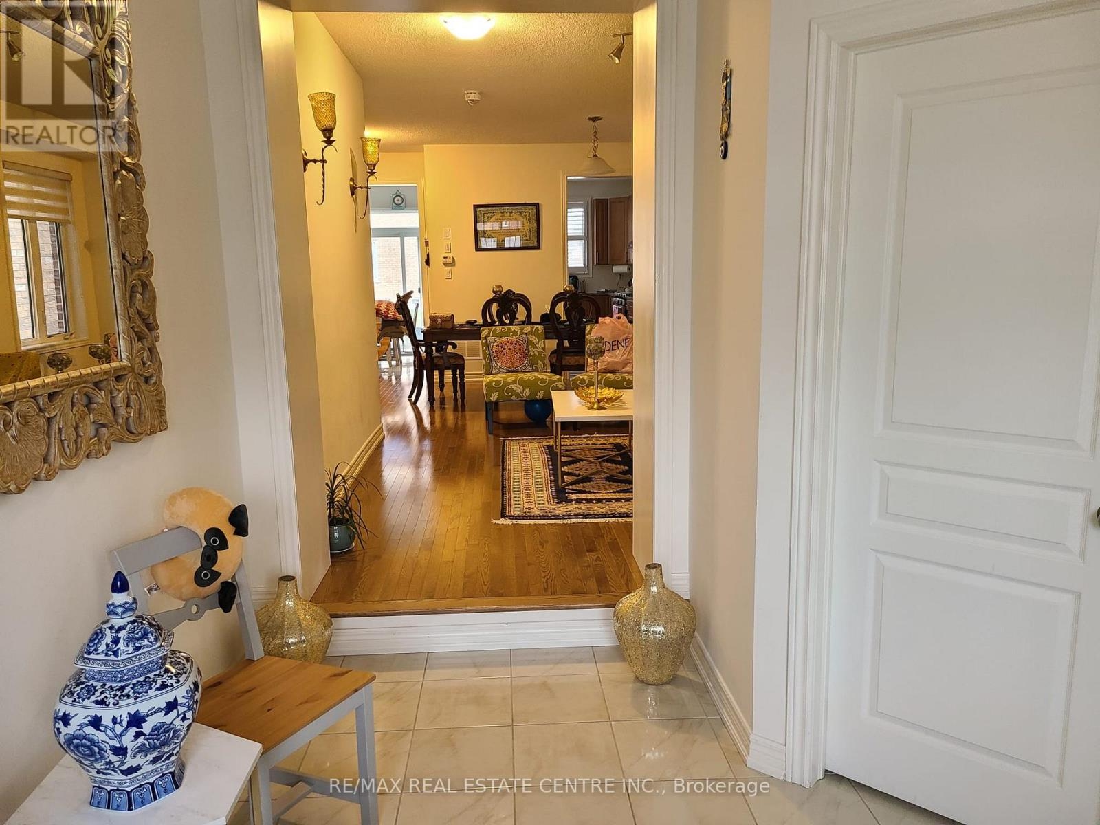 80 Haverstock Crescent, Brampton, Ontario  L7A 4E2 - Photo 2 - W12410543