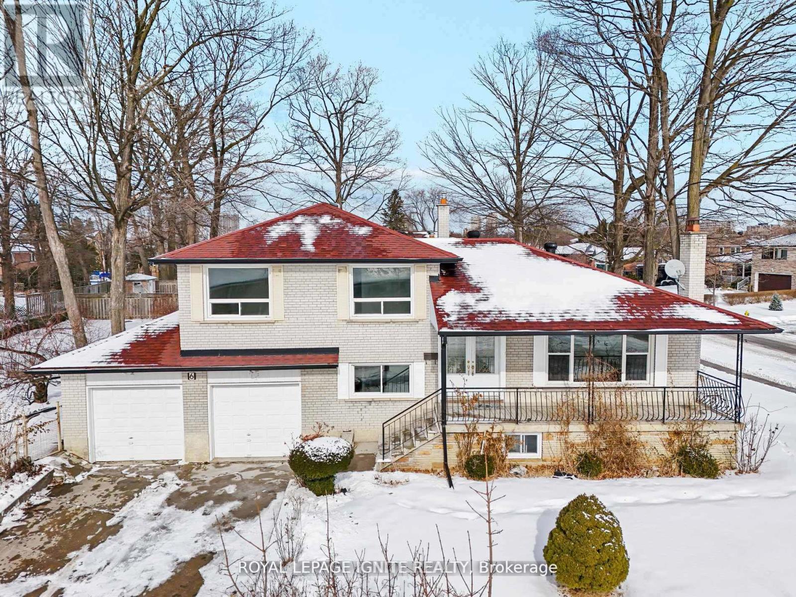 6 Brantley Crescent, Toronto, Ontario  M3J 1X5 - Photo 1 - W12410553