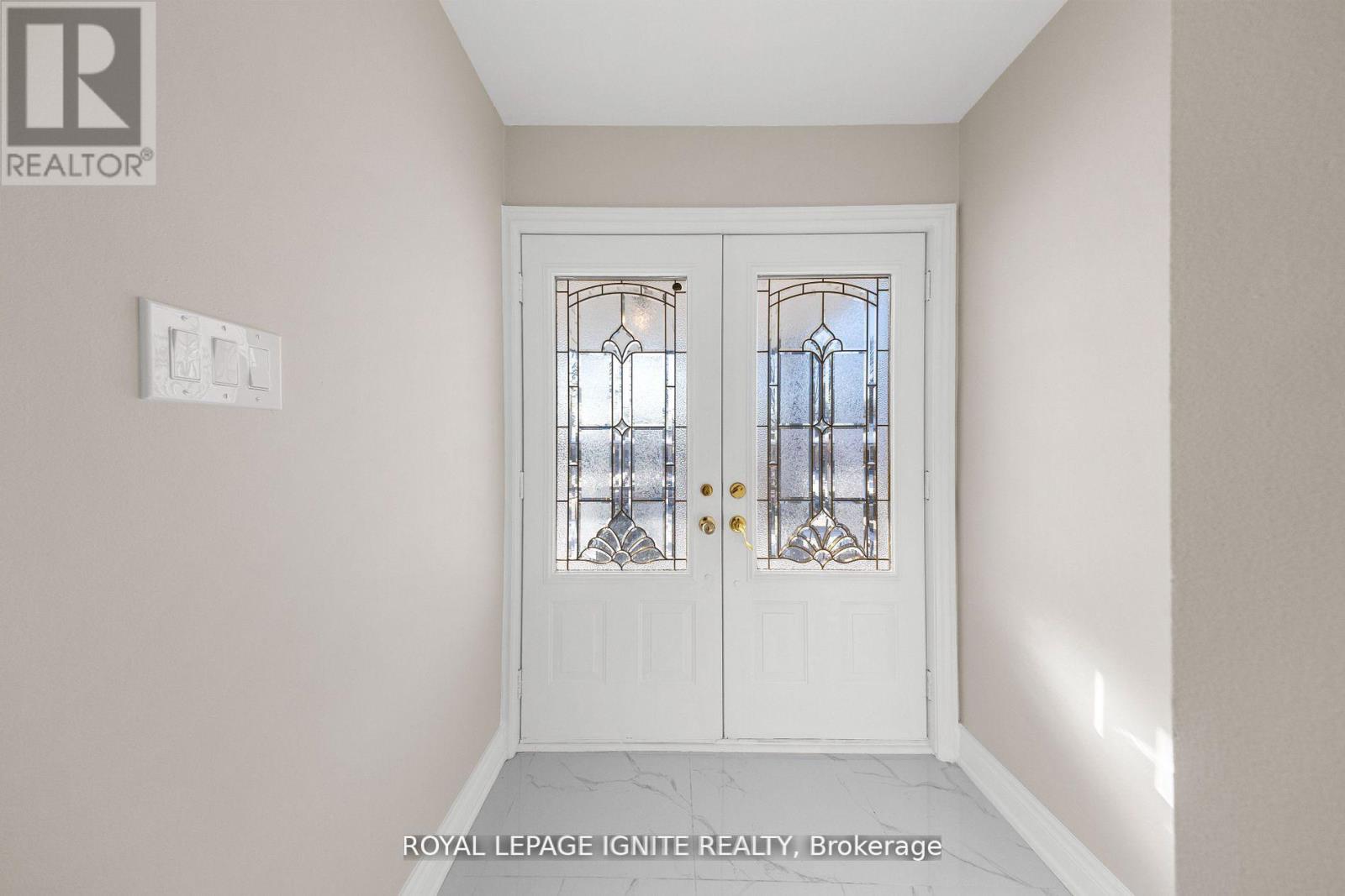 6 Brantley Crescent, Toronto, Ontario  M3J 1X5 - Photo 14 - W12410553