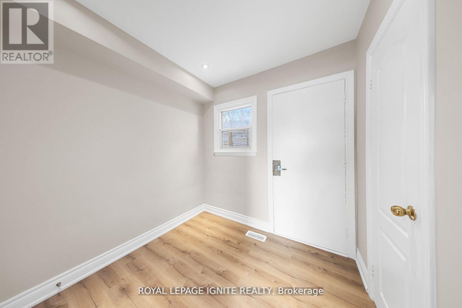 6 Brantley Crescent, Toronto, Ontario  M3J 1X5 - Photo 31 - W12410553