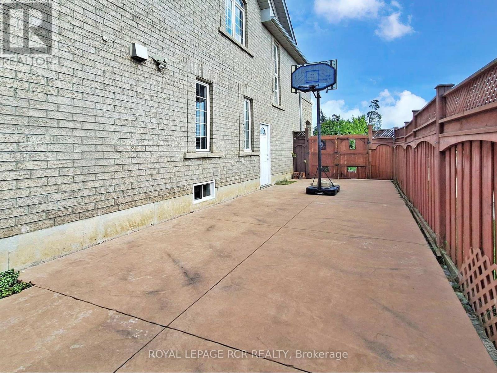 28 Wakely Boulevard, Caledon, Ontario  L7E 2G9 - Photo 39 - W12410557