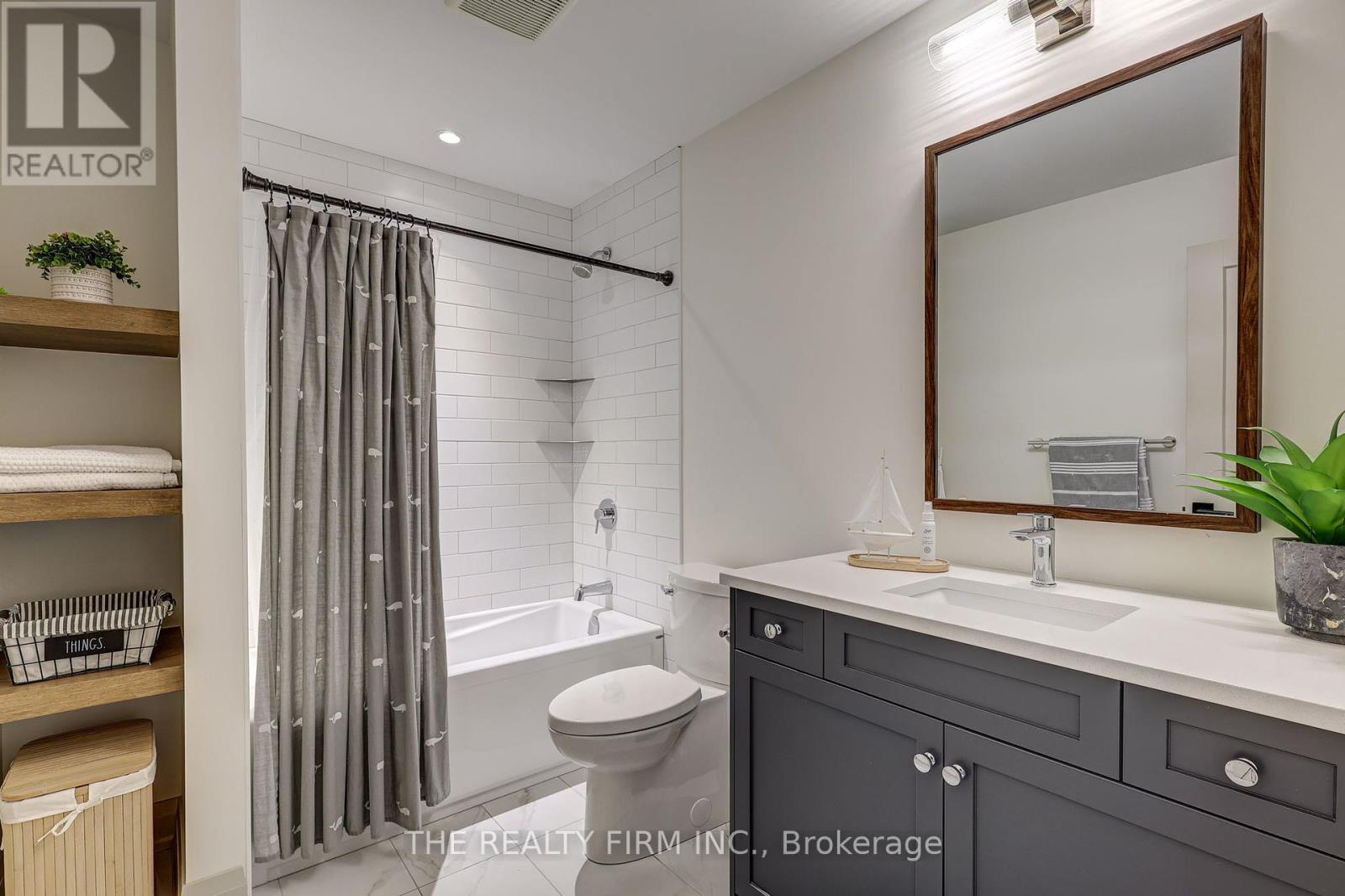78 Optimist Drive, Southwold, Ontario  N5P 0G3 - Photo 45 - X12410630