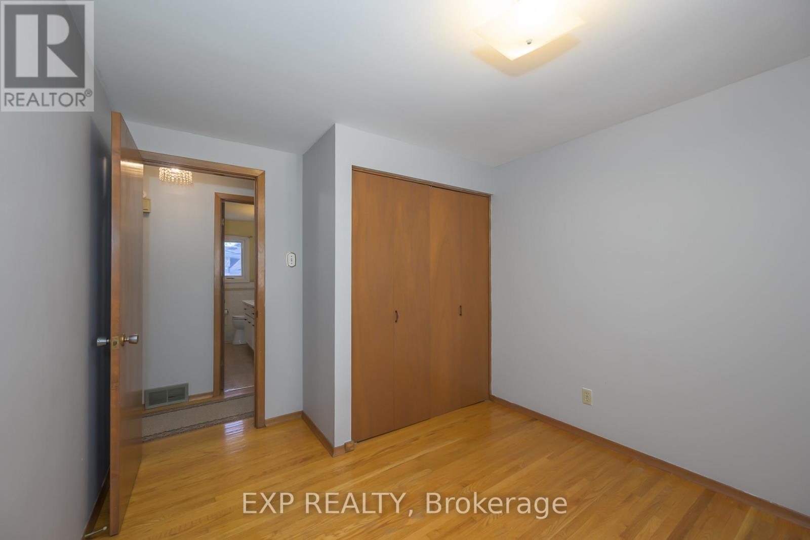 289 Fairhaven Circle, London East, Ontario  N5W 1E4 - Photo 14 - X12410664
