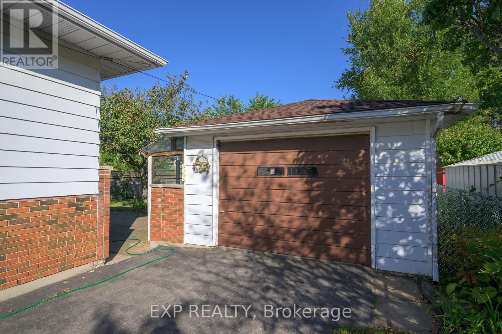 289 Fairhaven Circle, London East, Ontario  N5W 1E4 - Photo 37 - X12410664