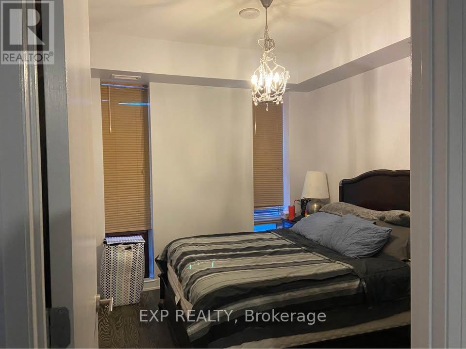 501 - 428 Sparks Street, Ottawa, Ontario  K1R 0B3 - Photo 3 - X12410645