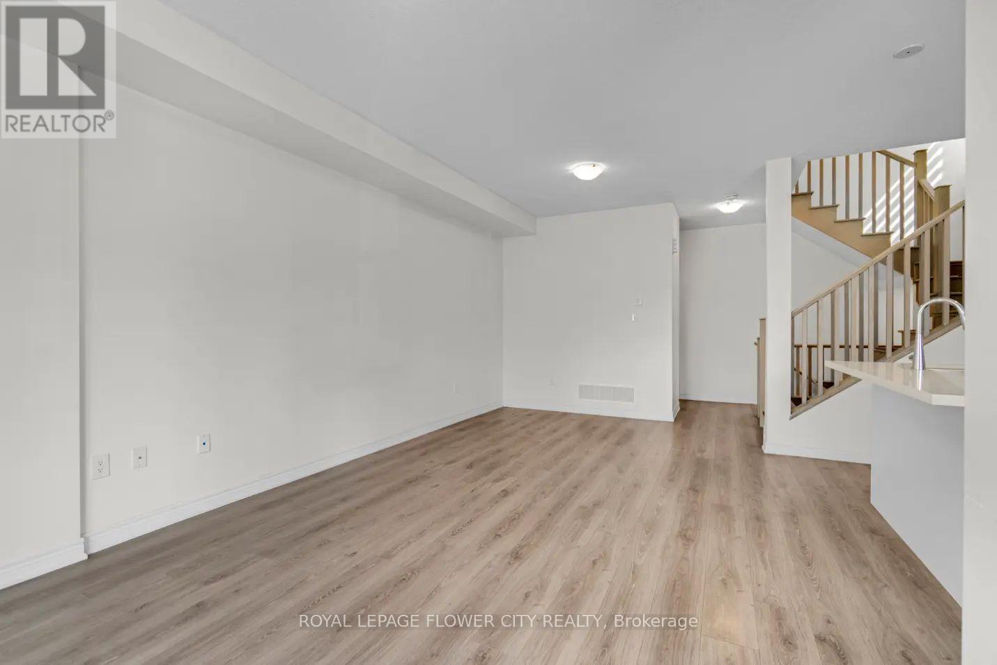 91 - 10 Birmingham Drive, Cambridge, Ontario  N1R 0C6 - Photo 10 - X12410521