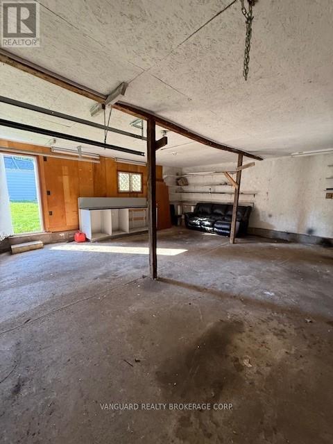 1803 4th Avenue W, Owen Sound, Ontario  N4K 4X9 - Photo 6 - X12410566