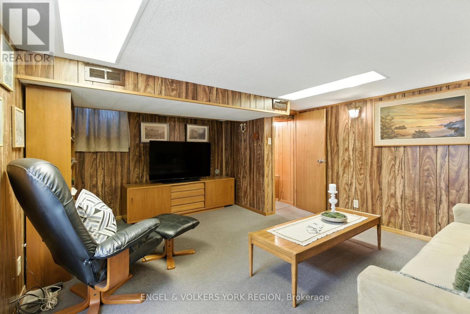 484 John Street N, Hamilton, Ontario  L8L 4R5 - Photo 30 - X12410628