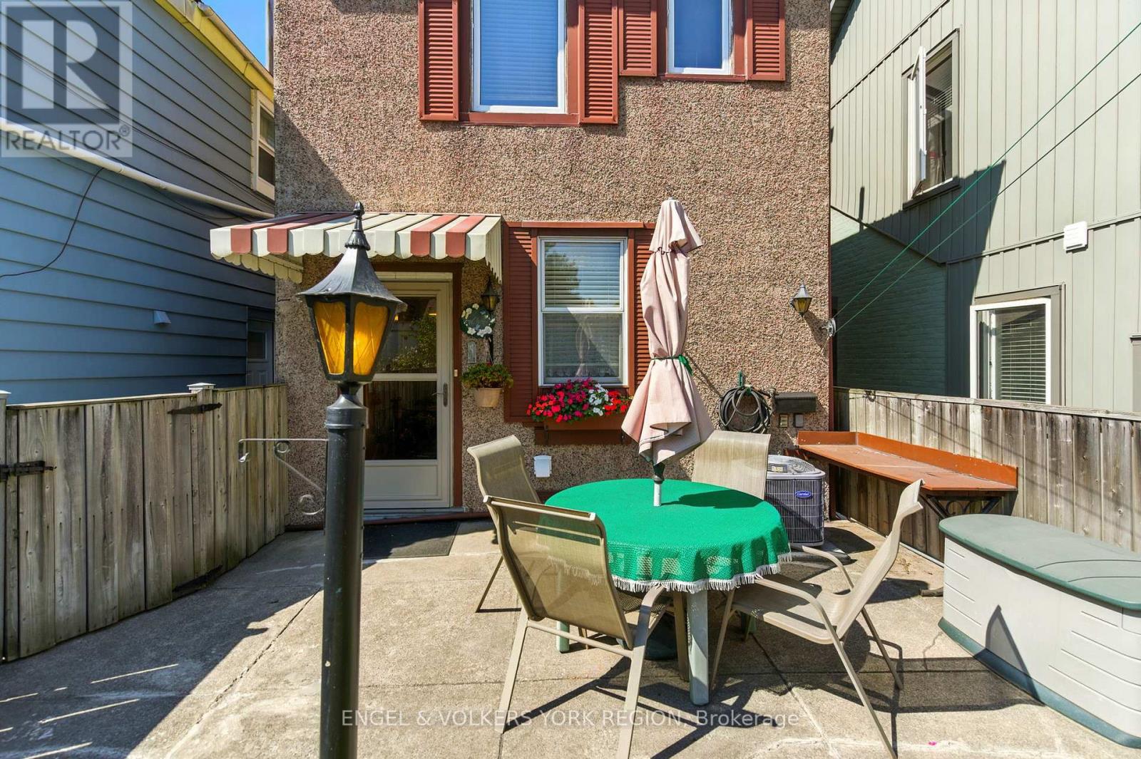 484 John Street N, Hamilton, Ontario  L8L 4R5 - Photo 35 - X12410628