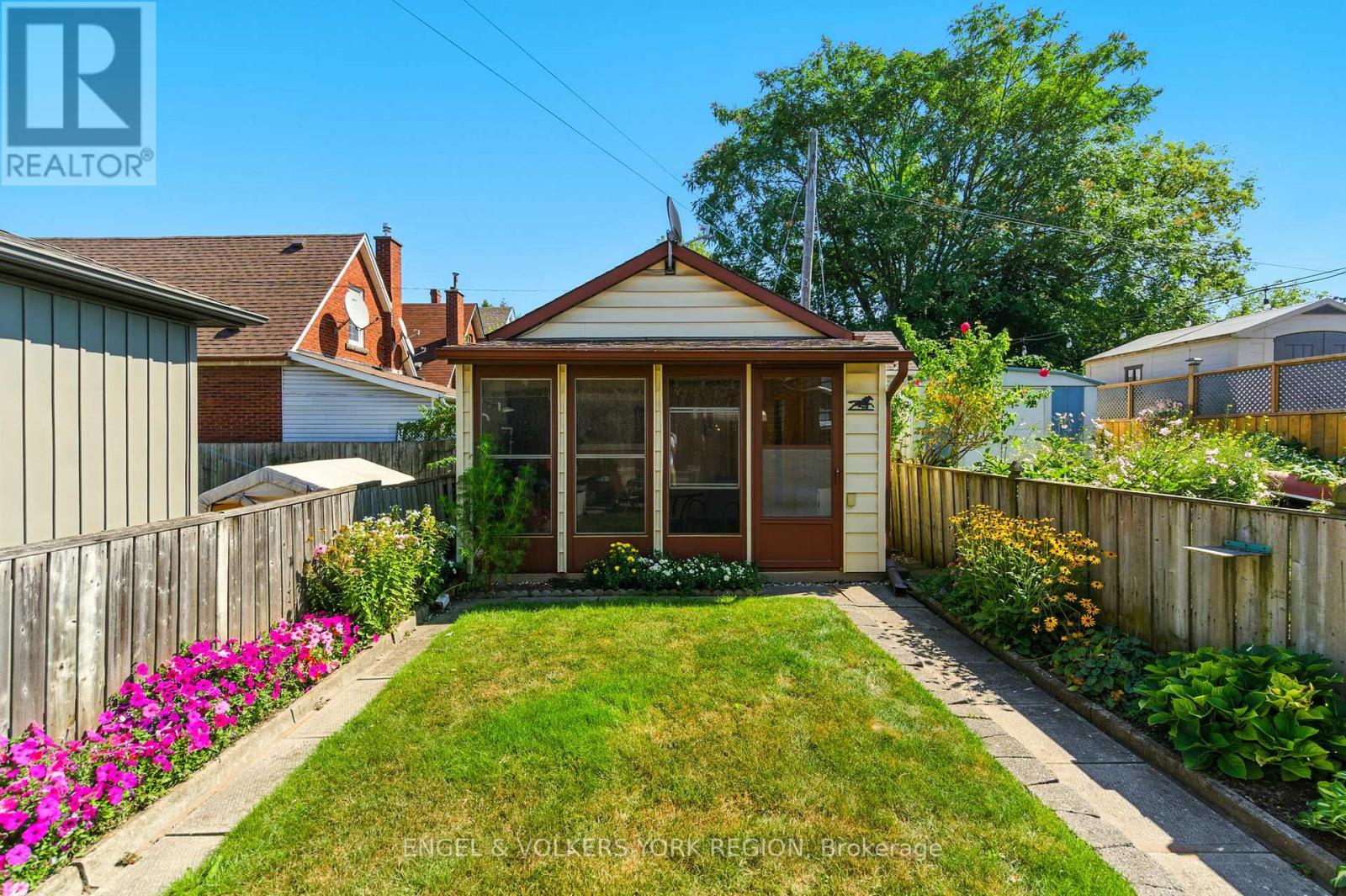 484 John Street N, Hamilton, Ontario  L8L 4R5 - Photo 37 - X12410628