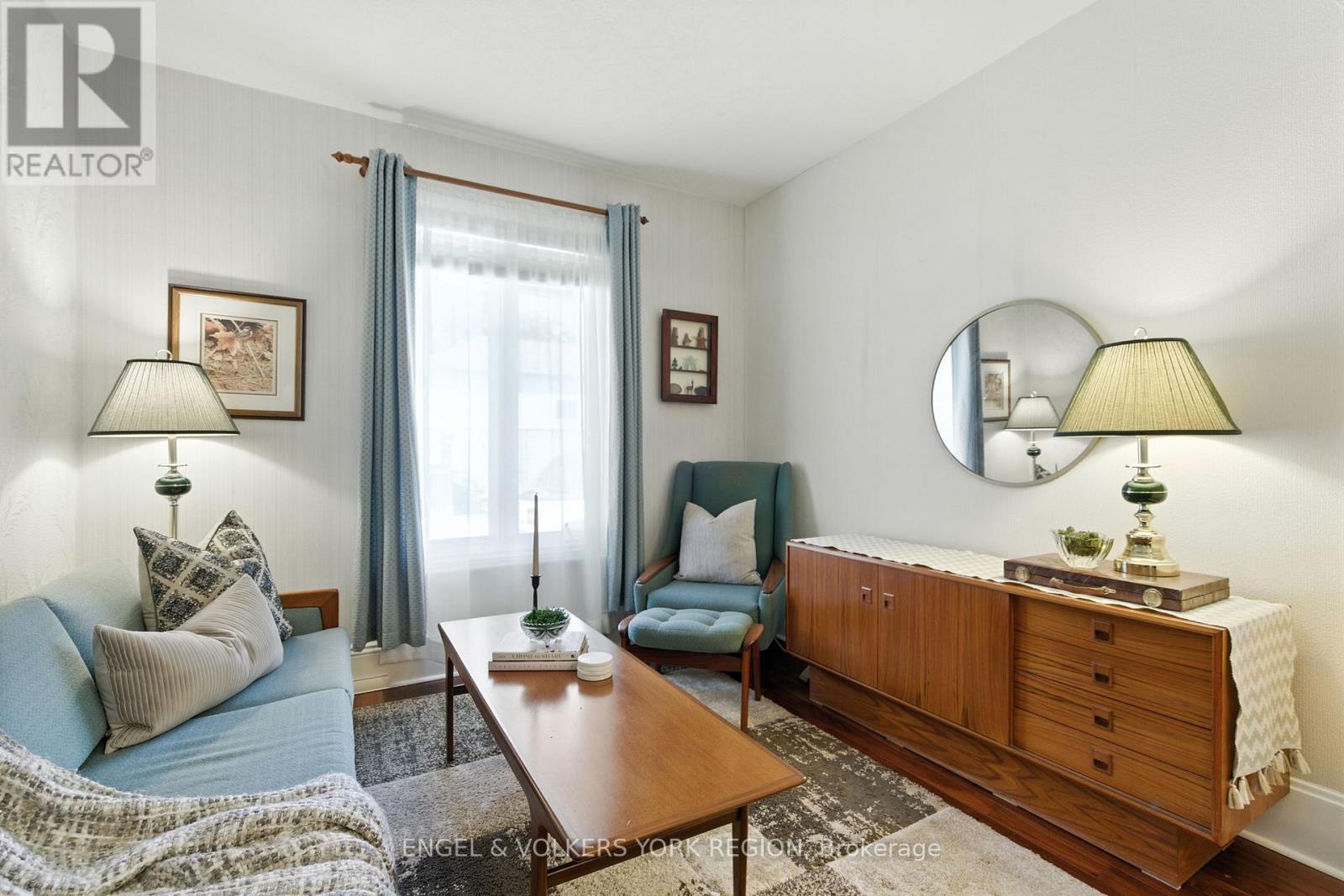 484 John Street N, Hamilton, Ontario  L8L 4R5 - Photo 8 - X12410628