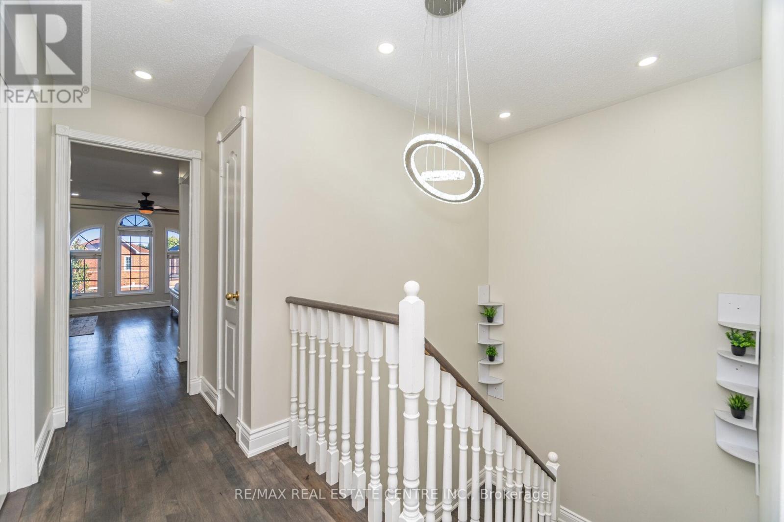 3191 Oakview Road, Mississauga, Ontario  L5N 7N9 - Photo 20 - W12409811