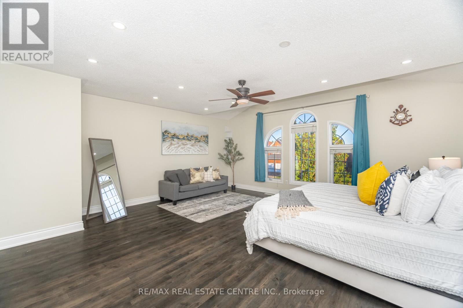 3191 Oakview Road, Mississauga, Ontario  L5N 7N9 - Photo 24 - W12409811
