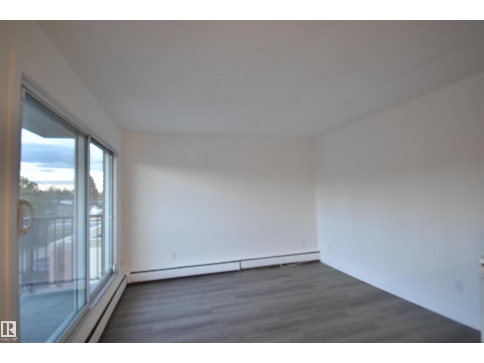 #303 12921 127 St Nw, Edmonton, Alberta  T5L 1B1 - Photo 4 - E4458190