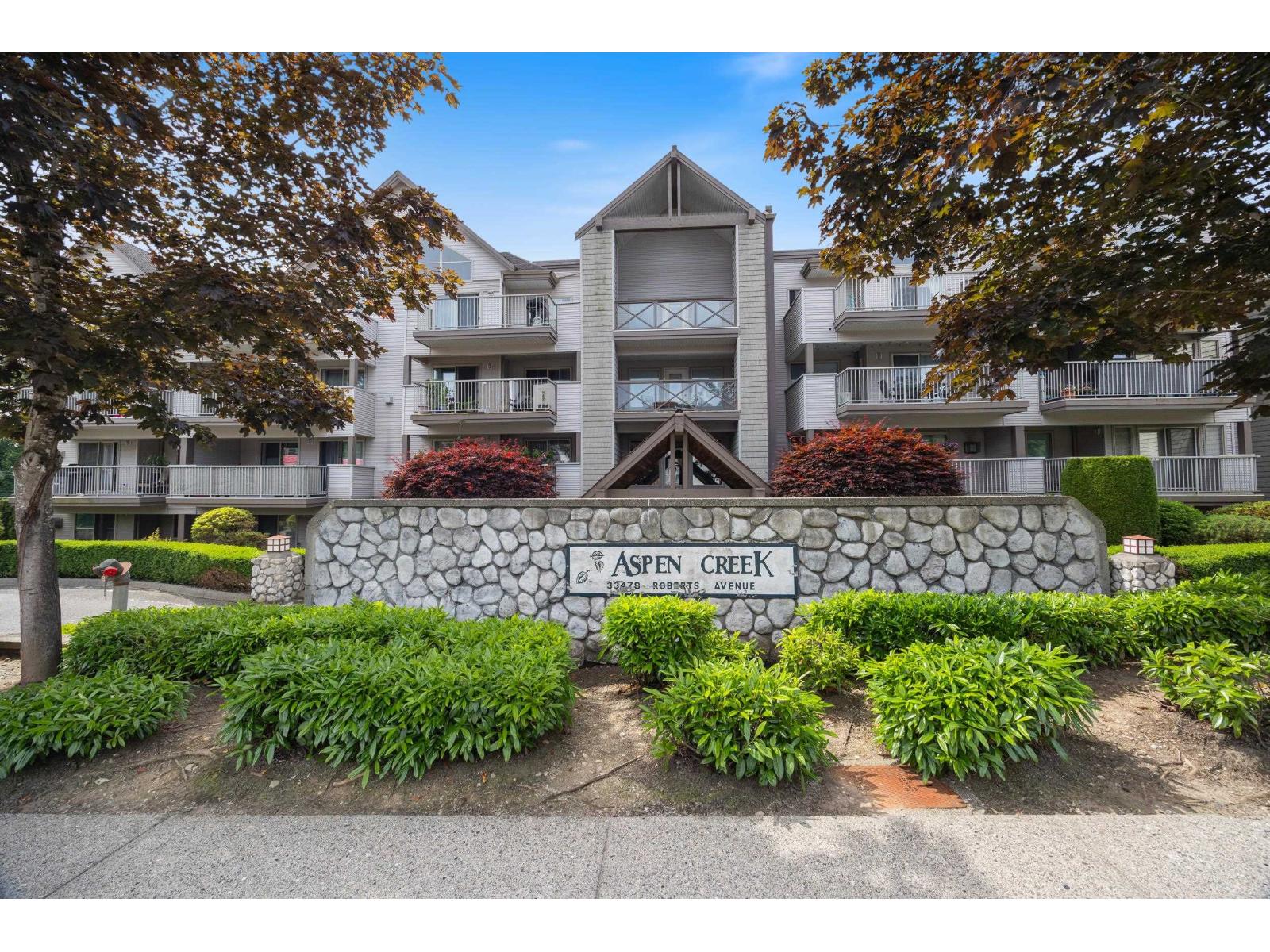 211 33478 ROBERTS AVENUE, Abbotsford, British Columbia