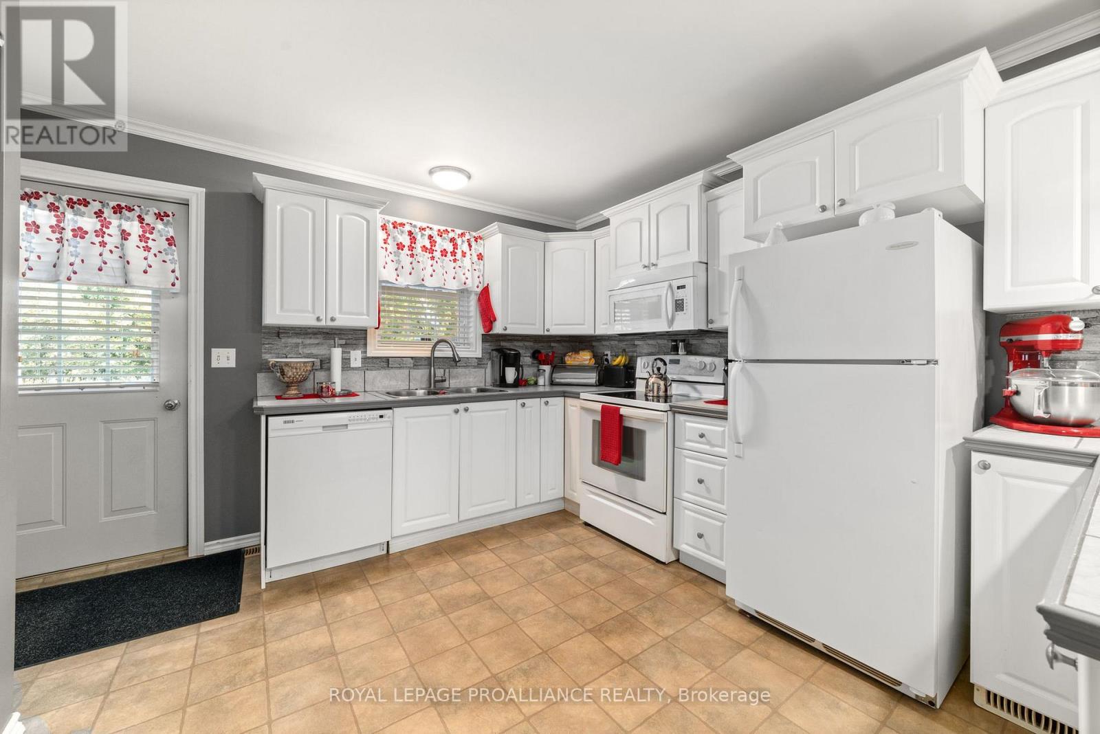 4140 Shannonville Road, Centre Hastings, Ontario  K8N 4Z6 - Photo 19 - X12410045