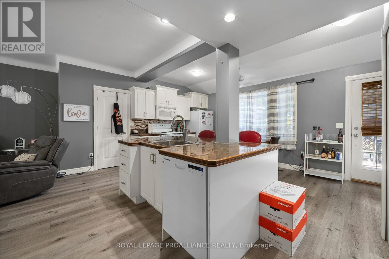 4140 Shannonville Road, Centre Hastings, Ontario  K8N 4Z6 - Photo 9 - X12410045