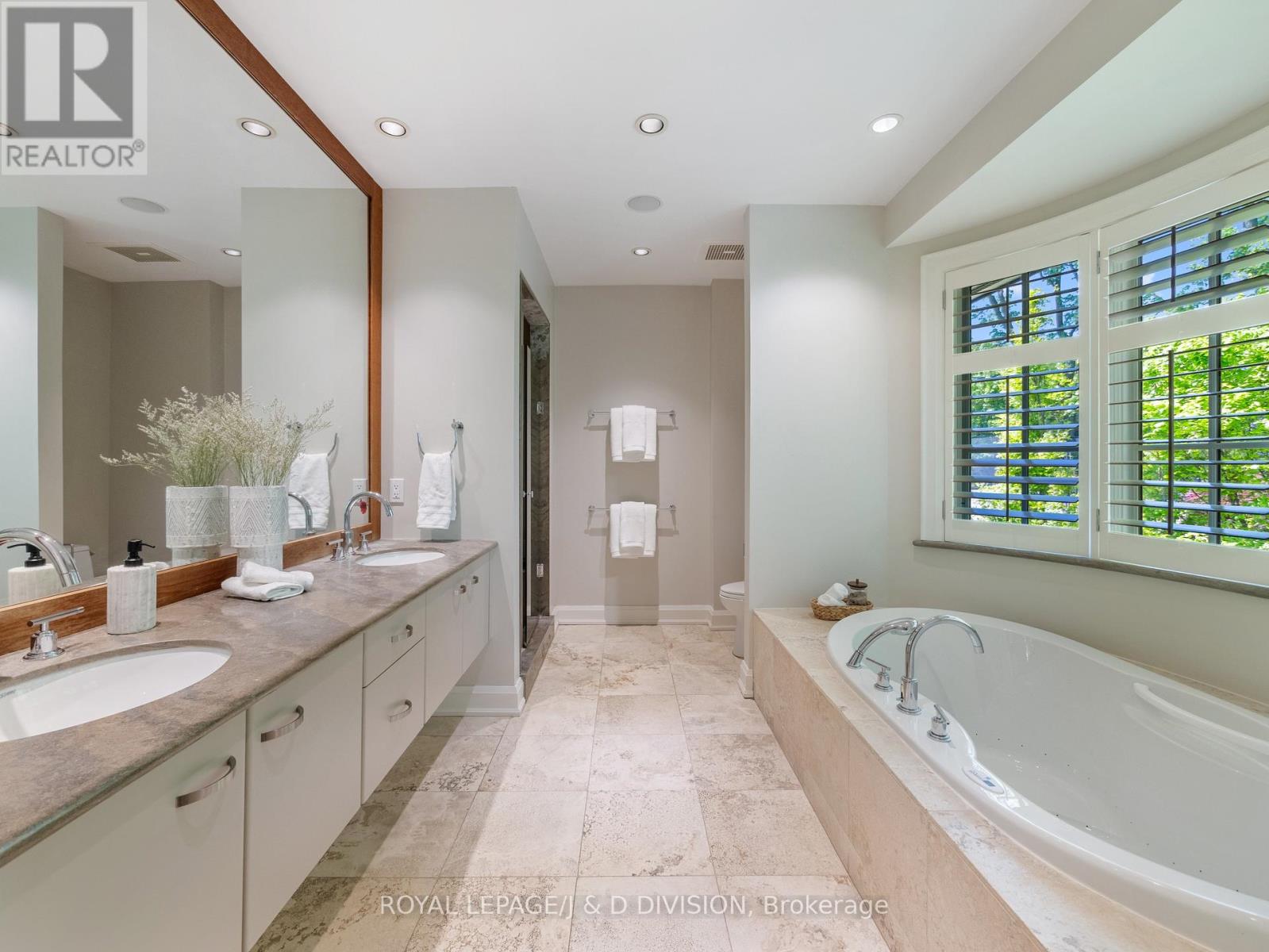 8 Glenallan Road, Toronto, Ontario  M4N 1G7 - Photo 33 - C12410655