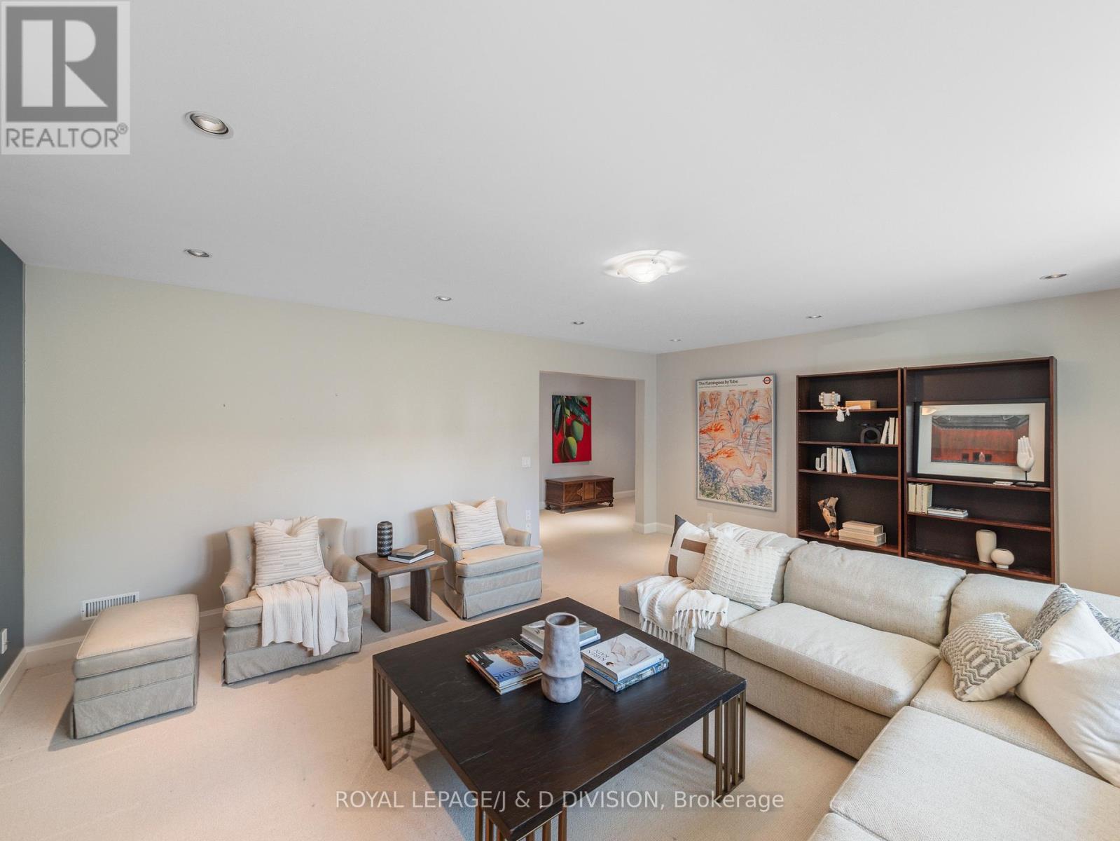 8 Glenallan Road, Toronto, Ontario  M4N 1G7 - Photo 40 - C12410655