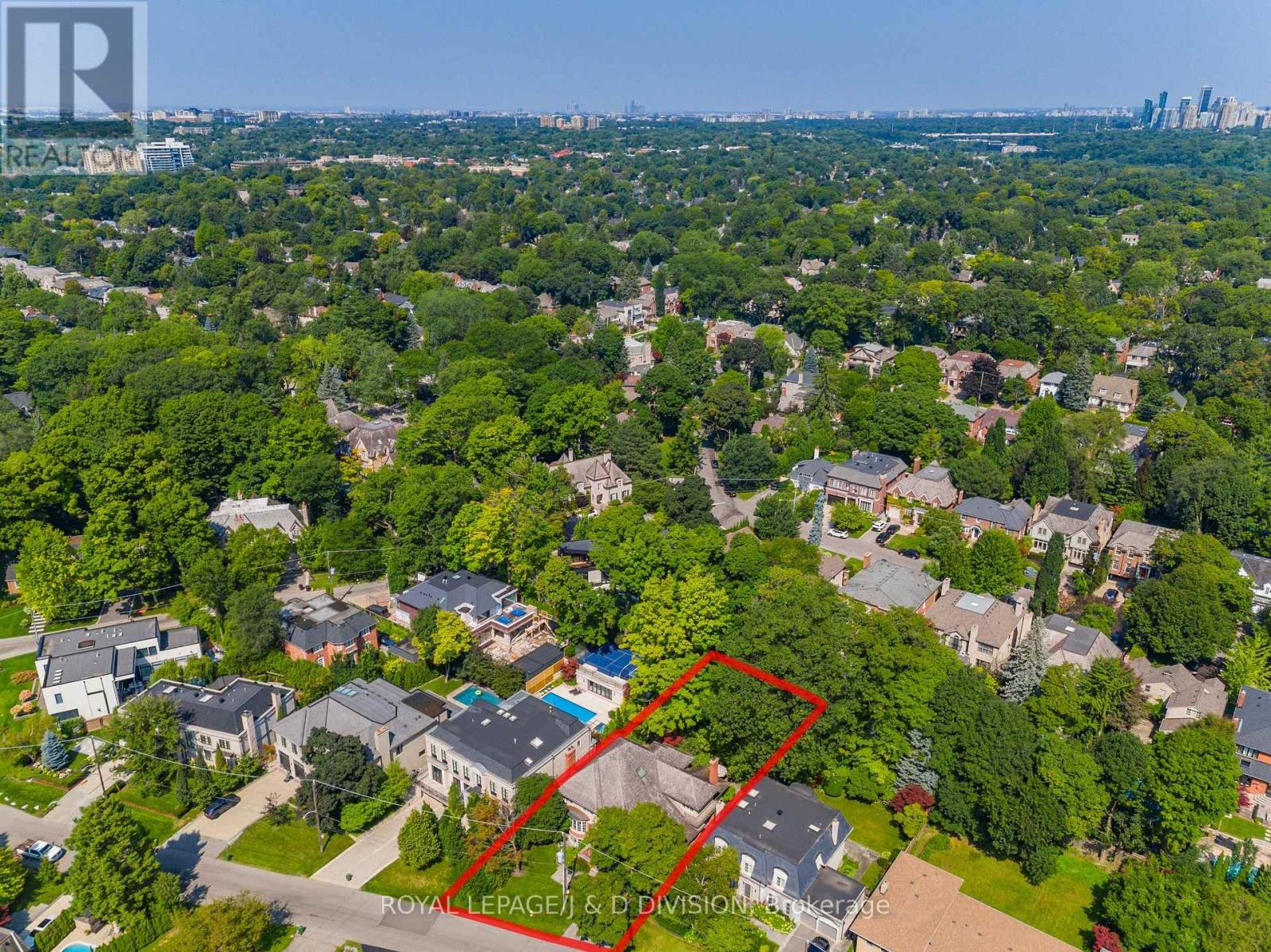 8 Glenallan Road, Toronto, Ontario  M4N 1G7 - Photo 43 - C12410655