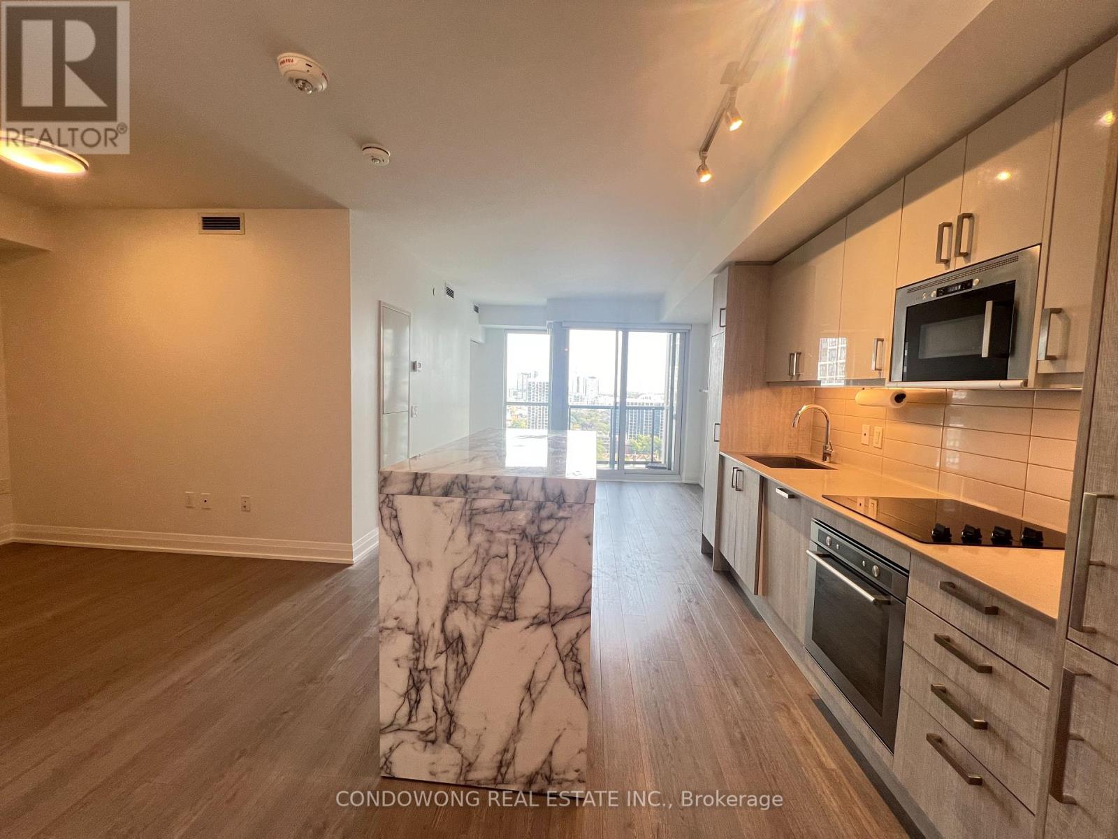2001 - 77 Mutual Street, Toronto, Ontario  M5B 0B9 - Photo 2 - C12410661