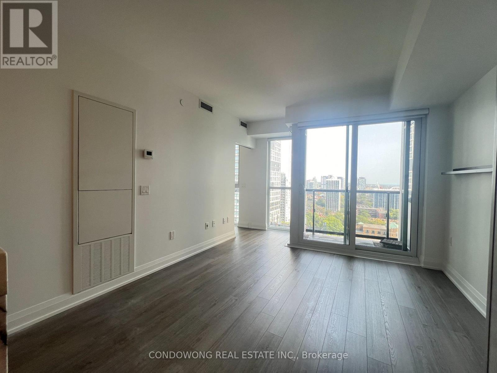 2001 - 77 Mutual Street, Toronto, Ontario  M5B 0B9 - Photo 5 - C12410661